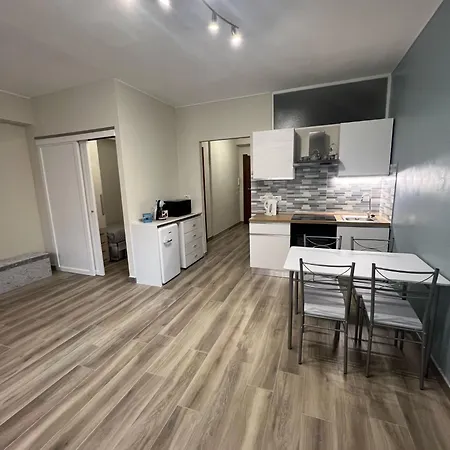 Rhs - La Casa Di Wendy Апартаменты Санремо