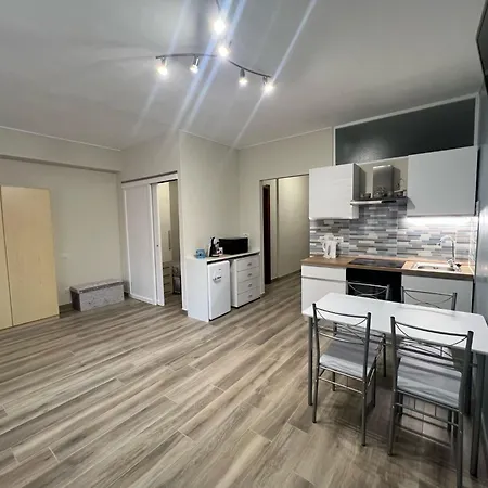 Rhs - La Casa Di Wendy Апартаменты *